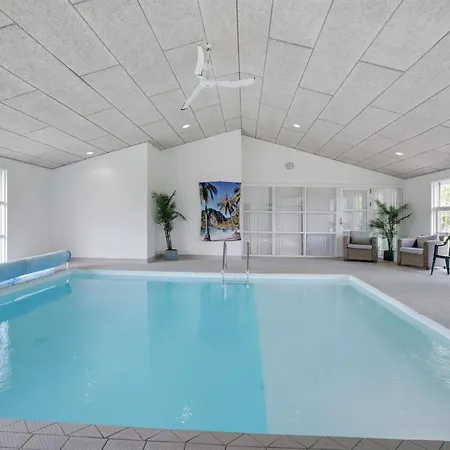 Feriehus Frederikka - 1-9km From The Sea By Interhome Hals